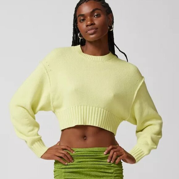 NWT Urban Outfitters Aiden Chunky Knit Cropped Yellow Sweater - Picture 1 of 5